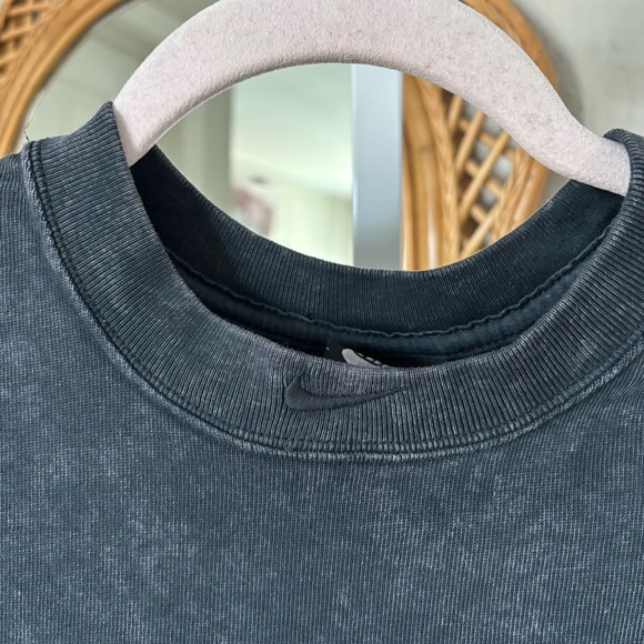 Nike / Sportswear Retro Vintage Athletic Tank Top - Picture 3 of 6